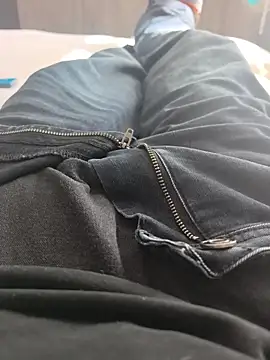 Dkny boy online show from 29, 6, 2026
