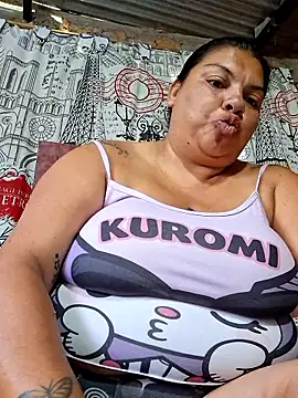 Snapshot of Juli_Powl chatting on 14, 2, 2026 Juli Powl online show from 14, 2, 2026