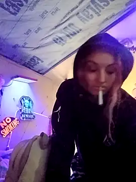 issyamazin online show from 8, 4, 2026