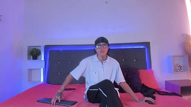 Ale cuzz online show from 27, 3, 2026