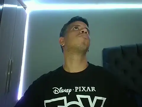 WILD BIGCOCK35 online show from 22, 2, 2026