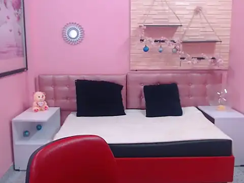 Alicefetishxxx online show from 1, 4, 2026