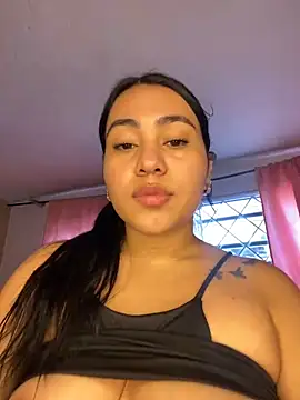 Liu wen  online show from 15, 4, 2026