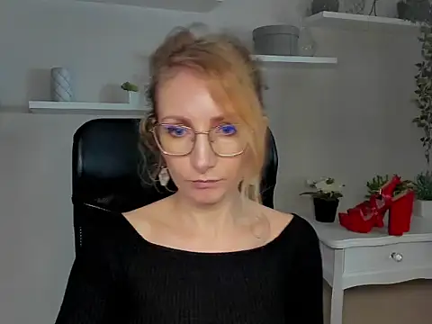 CinderellaMoon online show from 26, 2, 2026