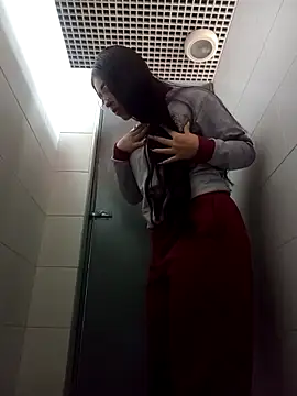 Gatita Only17 online show from 16, 2, 2026