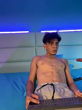 abrilandjulian online show from 6, 3, 2026