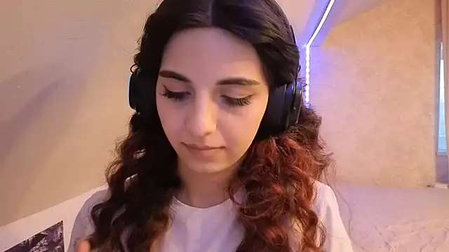 Blissmissataeses online show from 16, 2, 2026