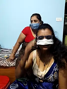 Kannadasexywifes online show from 23, 4, 2026