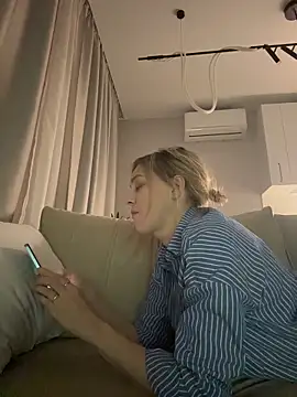 Snapshot of CarmenBlues_ chatting on 22, 2, 2026 CarmenBlues online show from 22, 2, 2026