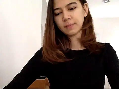 KiraVixenSweet online show from 20, 2, 2026