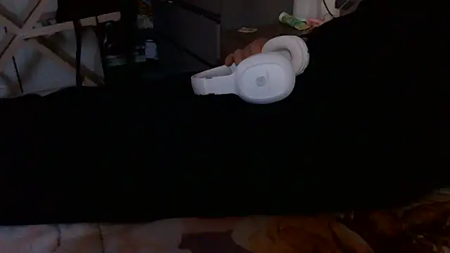 luanahot1 online show from 4, 4, 2026