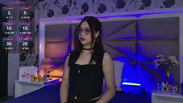 LilyClarck online show from 6, 4, 2026