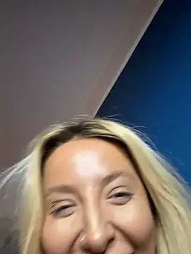 Snapshot of Summerwestt chatting on 14, 2, 2026 Summerwestt online show from 14, 2, 2026