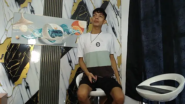 Snapshot of KITTY_BOSH chatting on 4, 3, 2026 KITTY BOSH online show from 4, 3, 2026