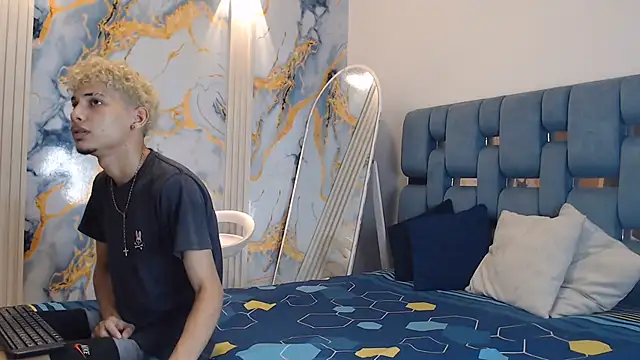 YOUNG BOYS HELL online show from 24, 5, 2026