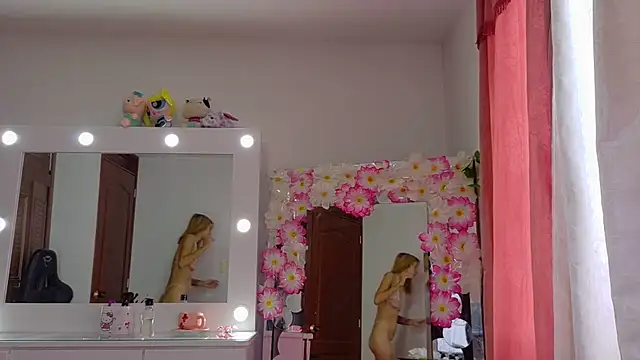 Snapshot of Mis_Cersi chatting on 20, 7, 2026 Mis Cersi online show from 20, 7, 2026