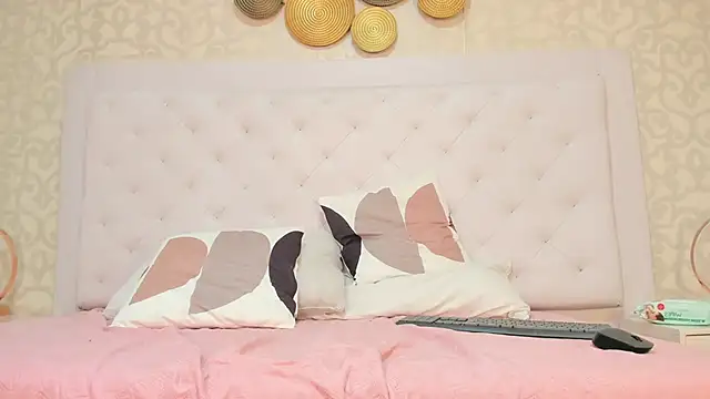 Snapshot of vivifit_08 chatting on 10, 3, 2026 vivifit 08 online show from 10, 3, 2026