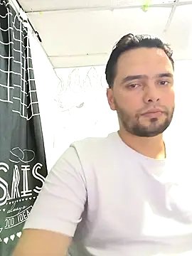 Snapshot of angel_leon01 chatting on 17, 2, 2026 angel leon01 online show from 17, 2, 2026