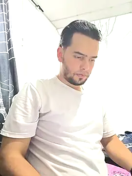 Snapshot of angel_leon01 chatting on 17, 2, 2026 angel leon01 online show from 17, 2, 2026