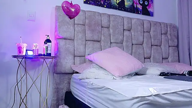 MiiaBlumm  online show from 24, 2, 2026