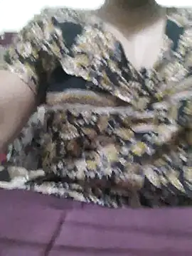 Snapshot of Tamil_Luckly_girl chatting on 24, 5, 2026 Tamil Luckly girl online show from 24, 5, 2026