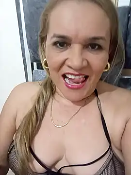 Snapshot of charlotte_milf30 chatting on 28, 2, 2026 charlotte milf30 online show from 28, 2, 2026