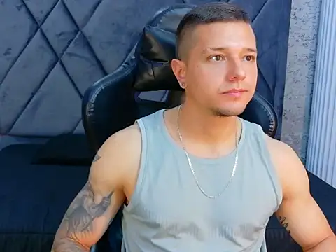 Snapshot of TYSONRICH1 chatting on 24, 2, 2026 TYSONRICH1 online show from 24, 2, 2026