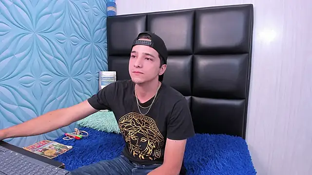 Snapshot of bad_boy_cum_ chatting on 20, 2, 2026 bad boy cum online show from 20, 2, 2026