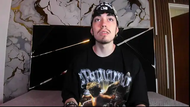 Couple In Heat online show from 9, 3, 2026