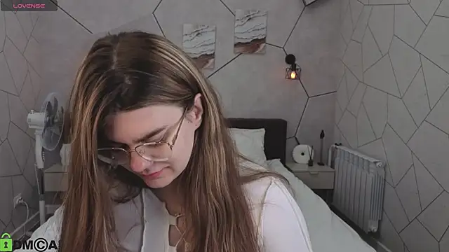 Snapshot of zoe_j0y chatting on 20, 2, 2026 zoe j0y online show from 20, 2, 2026