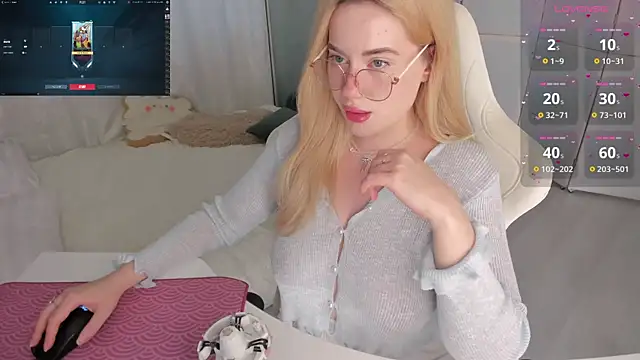 Lunar Whisper online show from 9, 3, 2026