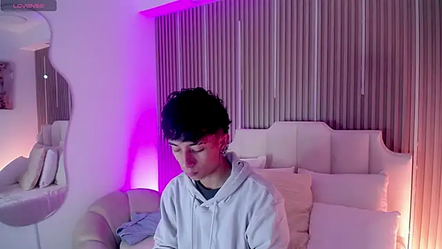 Snapshot of Aiden_Rivers_ chatting on 1, 3, 2026 Aiden Rivers online show from 1, 3, 2026