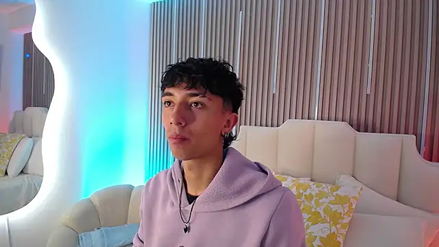 Snapshot of Aiden_Rivers_ chatting on 2, 3, 2026 Aiden Rivers online show from 2, 3, 2026