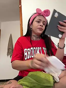 Alana SmithXx online show from 6, 3, 2026