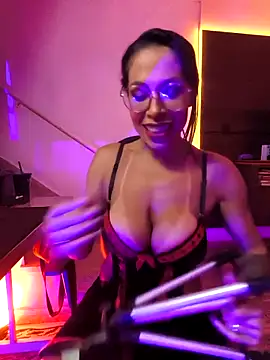 NatzinhaMorenaHot online show from 21, 3, 2026