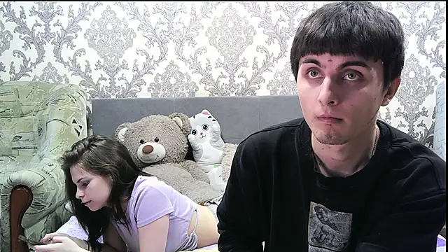 AmandaCouple online show from 2, 3, 2026