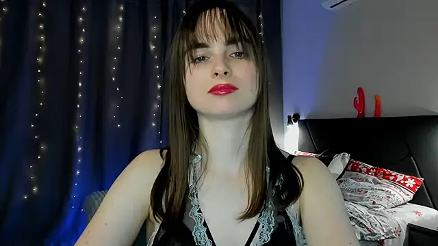 megann fox2 online show from 24, 2, 2026