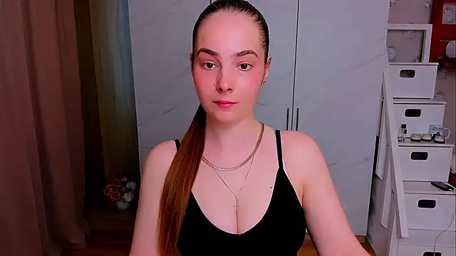Snapshot of Maddy_Wood_ chatting on 27, 4, 2026 Maddy Wood online show from 27, 4, 2026
