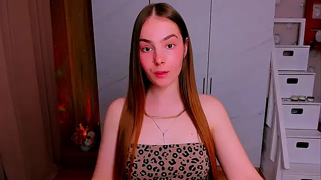 Snapshot of Maddy_Wood_ chatting on 28, 4, 2026 Maddy Wood online show from 28, 4, 2026