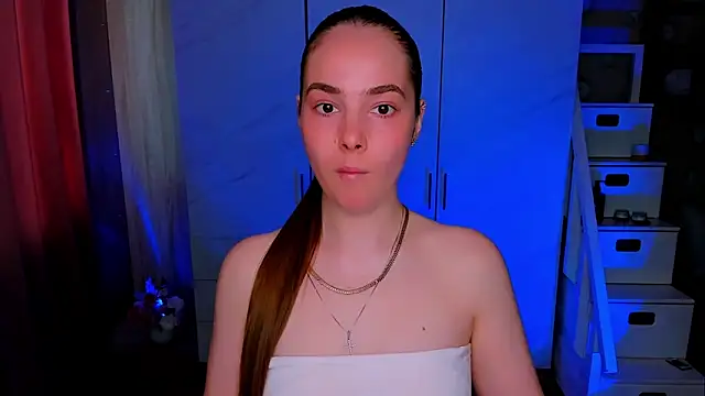 Snapshot of Maddy_Wood_ chatting on 3, 5, 2026 Maddy Wood online show from 3, 5, 2026