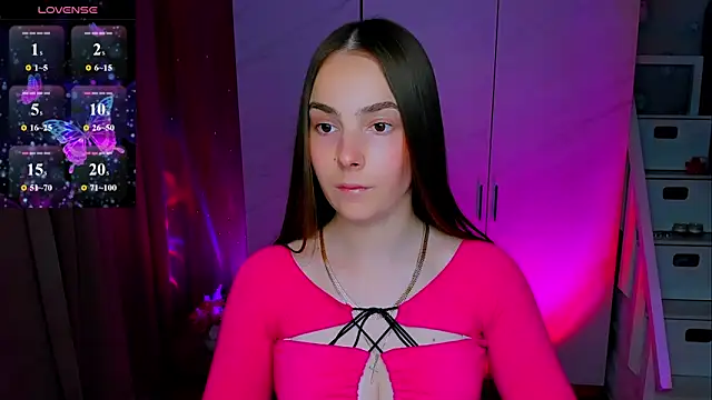 Maddy Wood  online show from 11, 6, 2026
