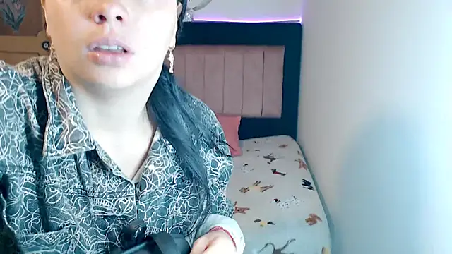 MARYXS1 online show from 17, 2, 2026