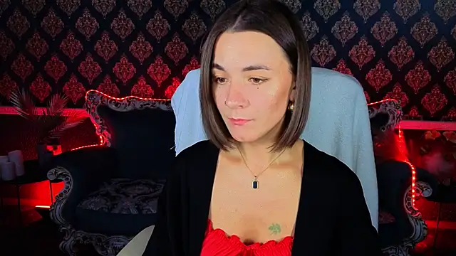 Snapshot of GracefulMichelle chatting on 7, 4, 2026 GracefulMichelle online show from 7, 4, 2026