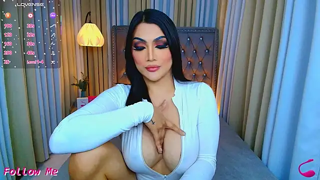 Laureen Hilton online show from 19, 4, 2026