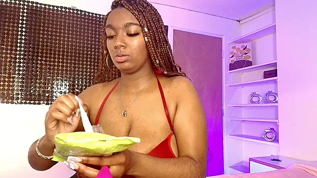 AmiraNast  online show from 15, 4, 2026