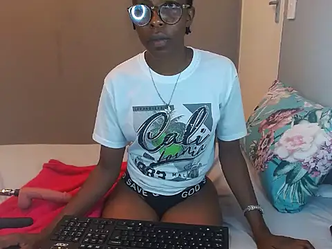 ChocoSlenderXXX online show from 26, 2, 2026