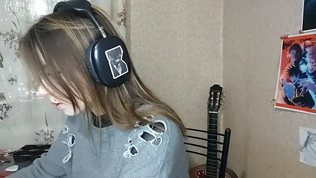 MilaTyan online show from 24, 2, 2026