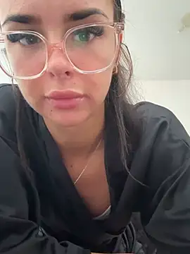 Amberbanxx online show from 2, 6, 2026