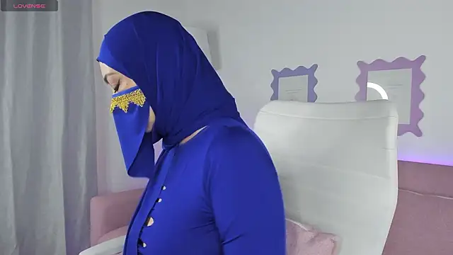 Layla Sahar online show from 19, 2, 2026