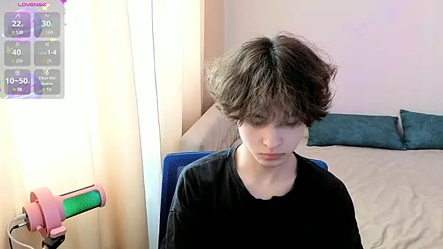  LukaHayes  online show from 9, 3, 2026